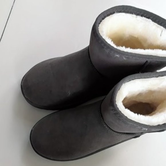 Classic Waterproof Snow Boots - Picture 1 of 1